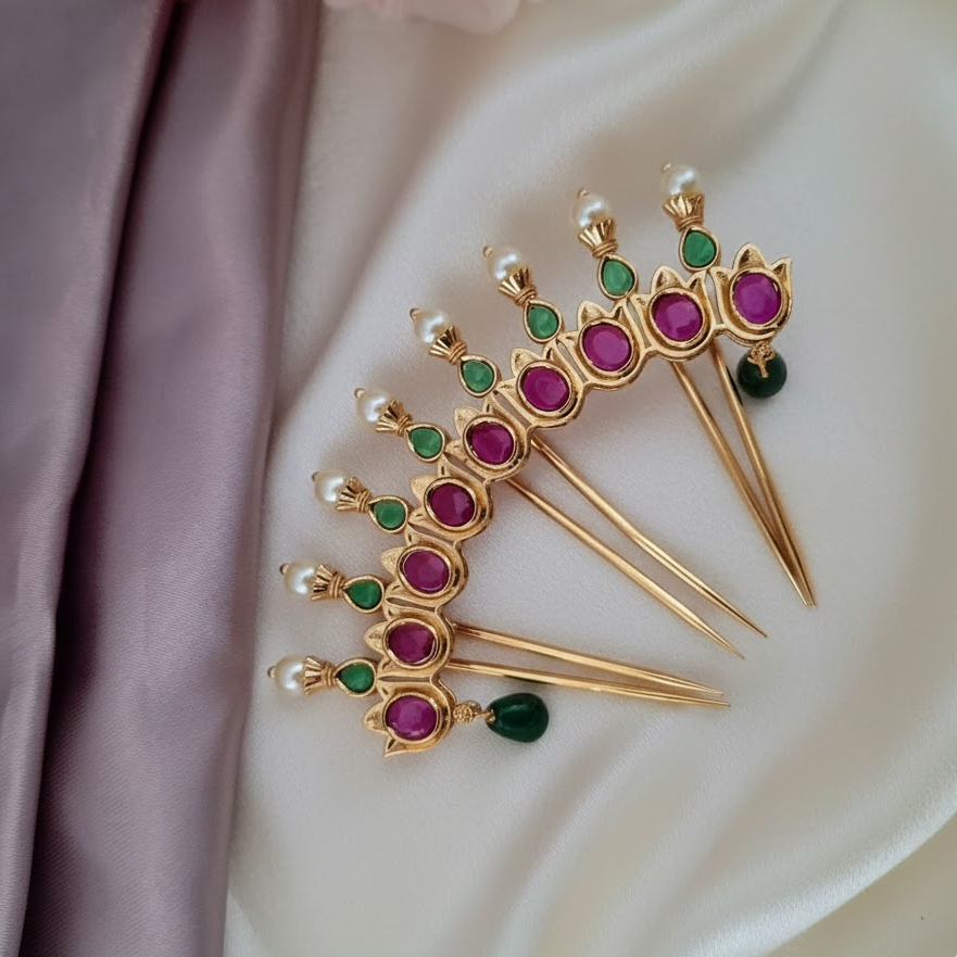 Pearl kemp stone hair pin