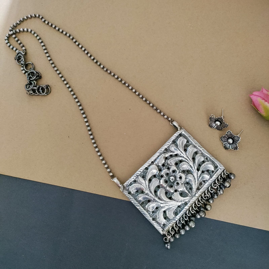 Long replica chain set silver