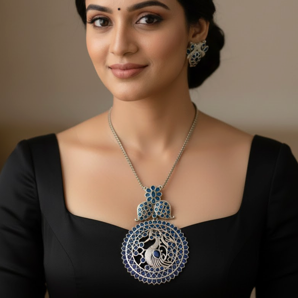 Peacock kemp stone long silver replica chain set