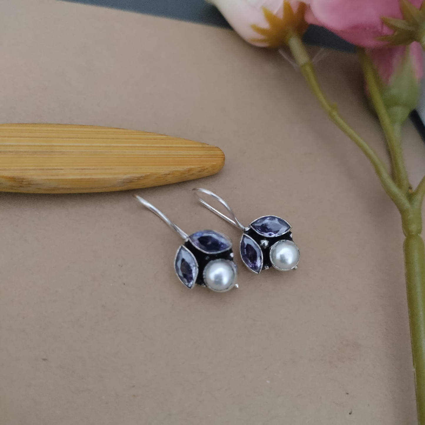 3 Stone with pearl earring