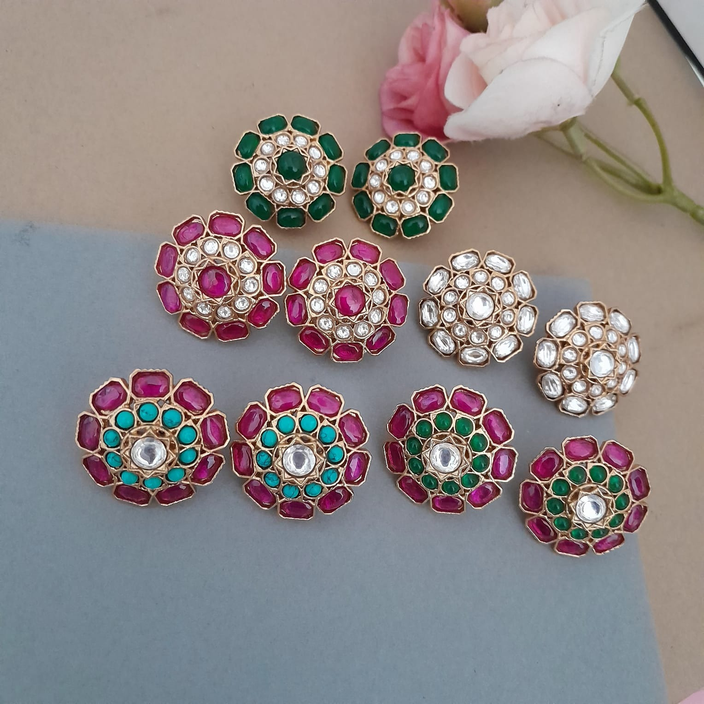 Round Jadau kundan stud