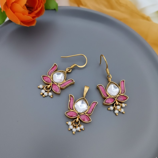 92.5 Pure Silver Gold Finish Ruby Jadau Kundan Pendant Set