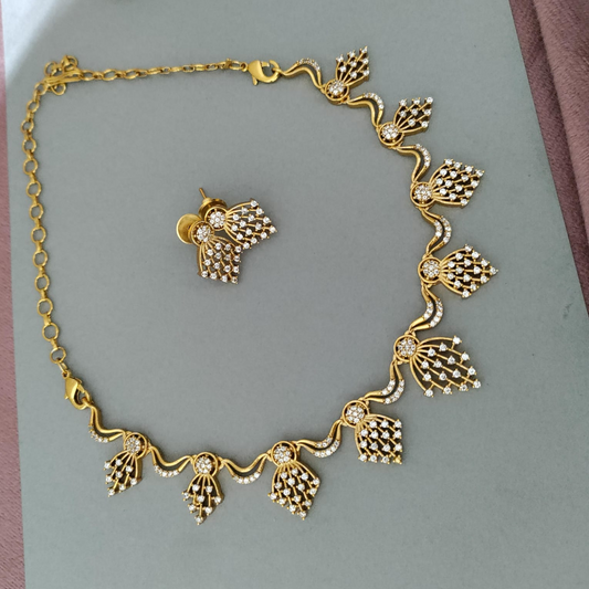 White stone ad necklace set