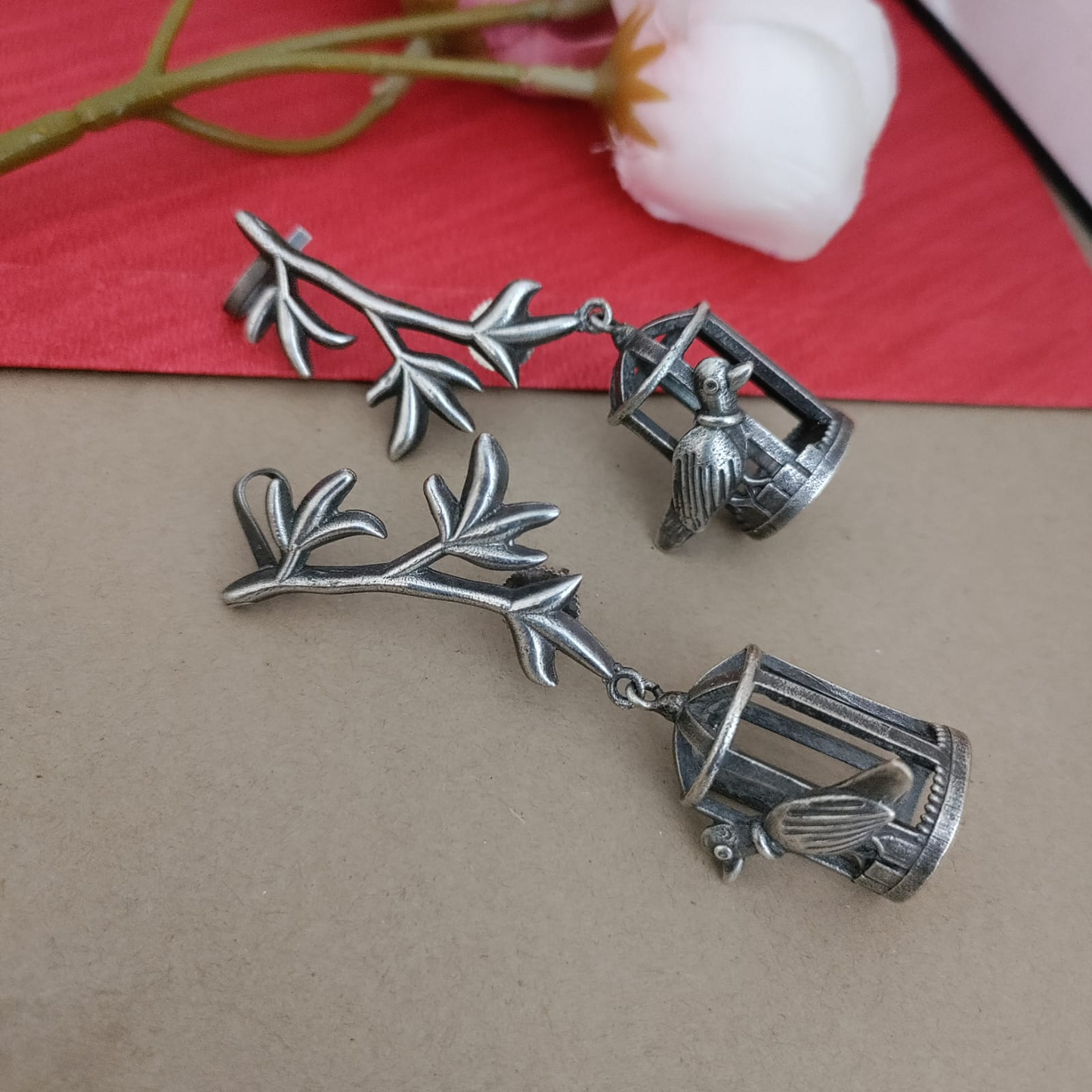 Bird cage earcuff jumka