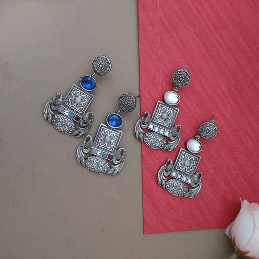 SLA bird stone earring