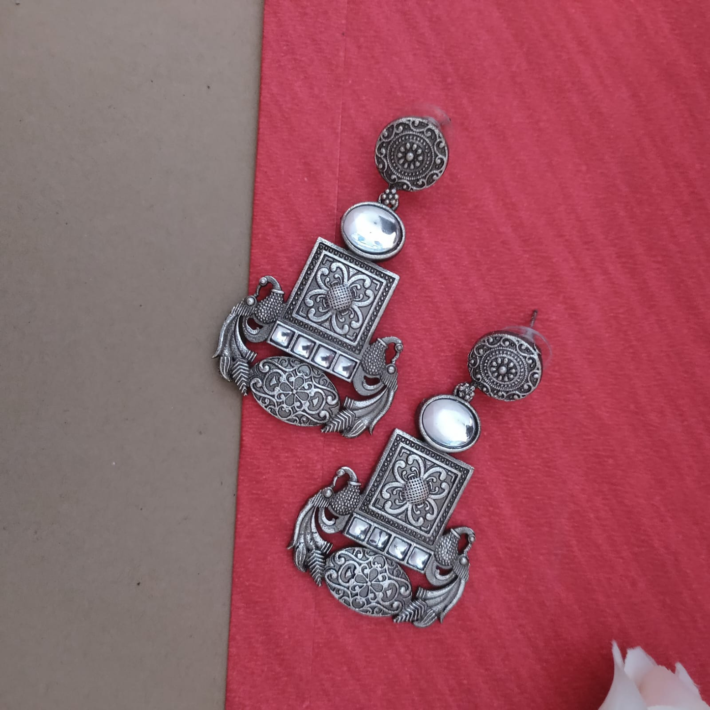 SLA bird stone earring