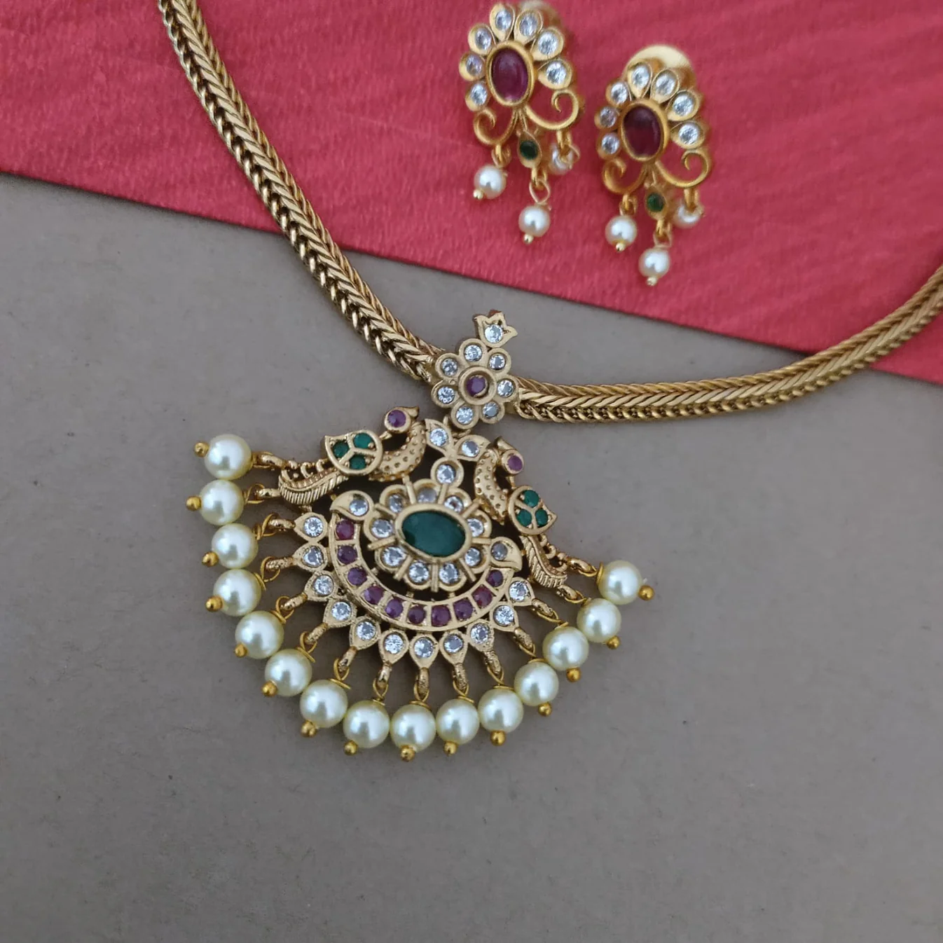 Floral Simple adigai/Choker Necklace