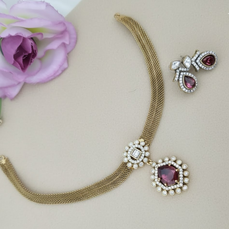 Adigai antique finish necklace set