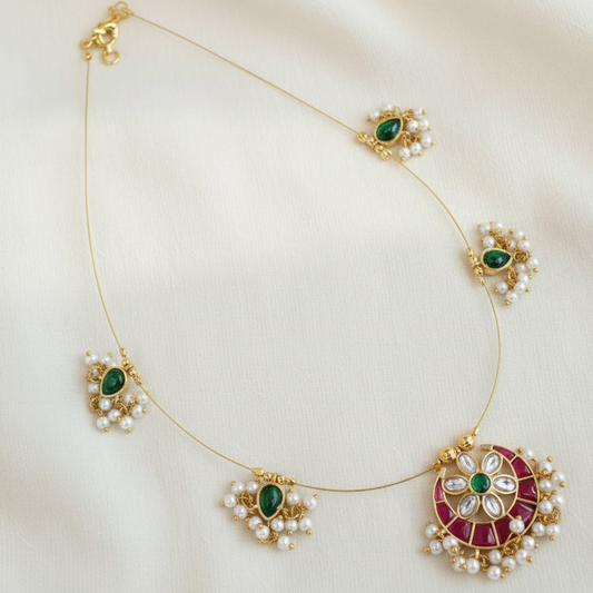 Gorgeous Invisible necklace set