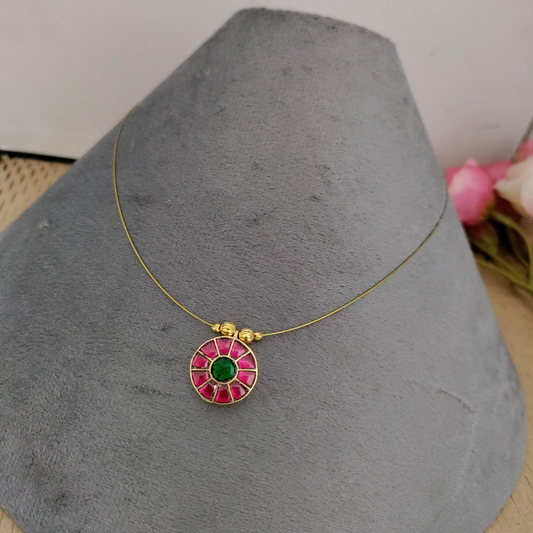 Gorgeous Invisible necklace set - Ruby