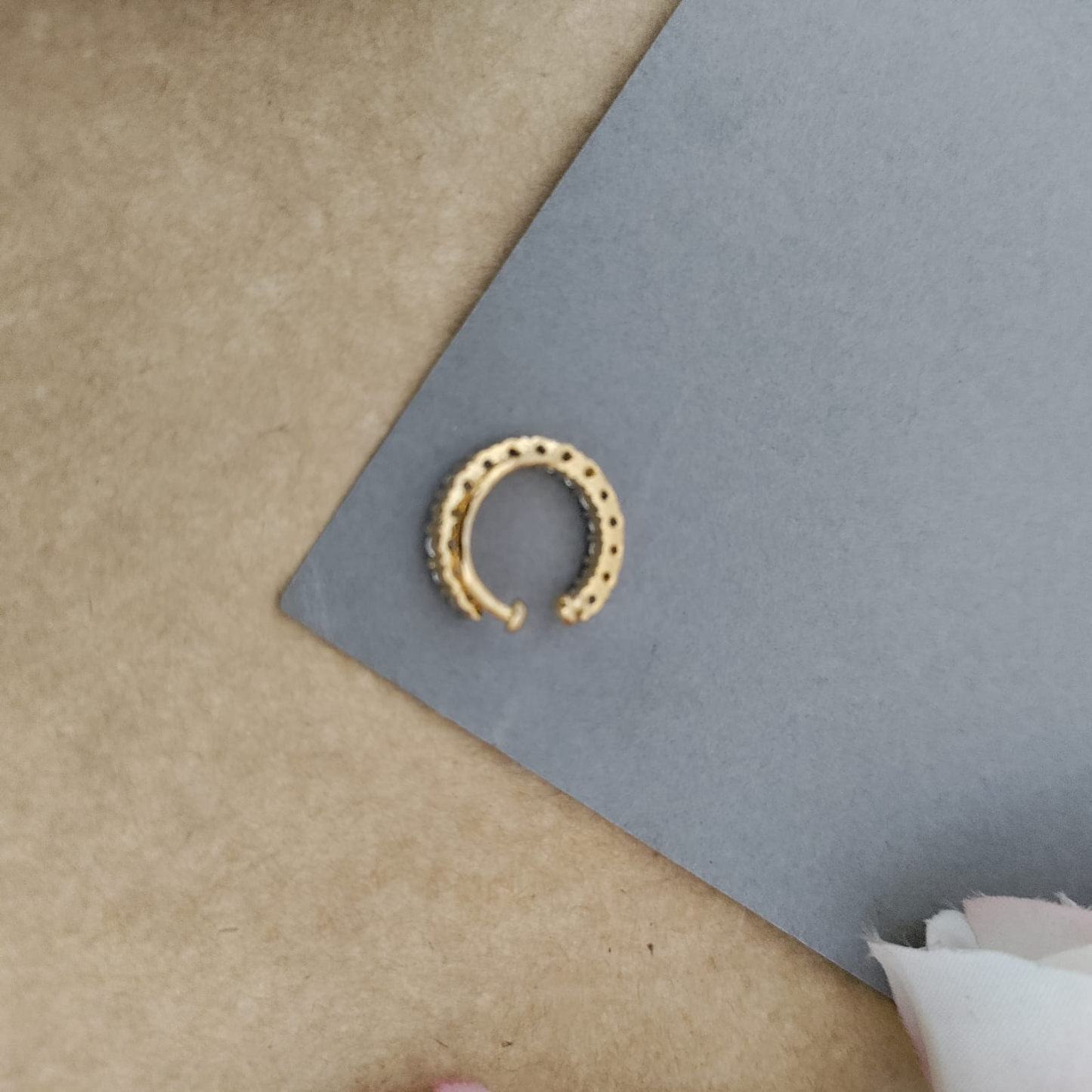 Diamond look alike AD stone septum ring