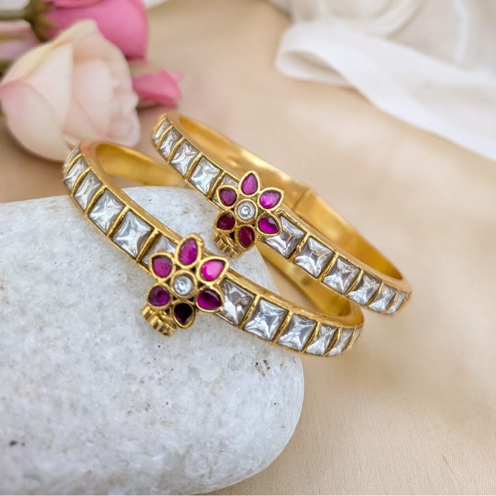 Jadau Kundan Bangle