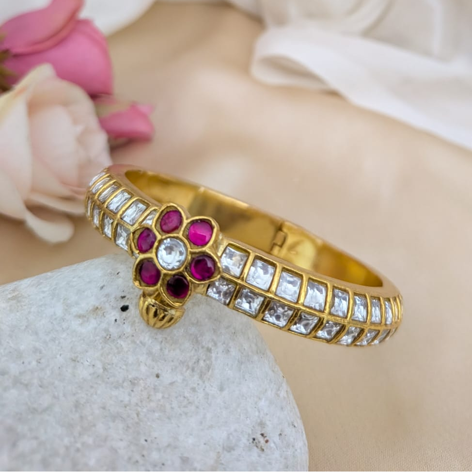 Jadau Kundan Bangle - Screw type - White