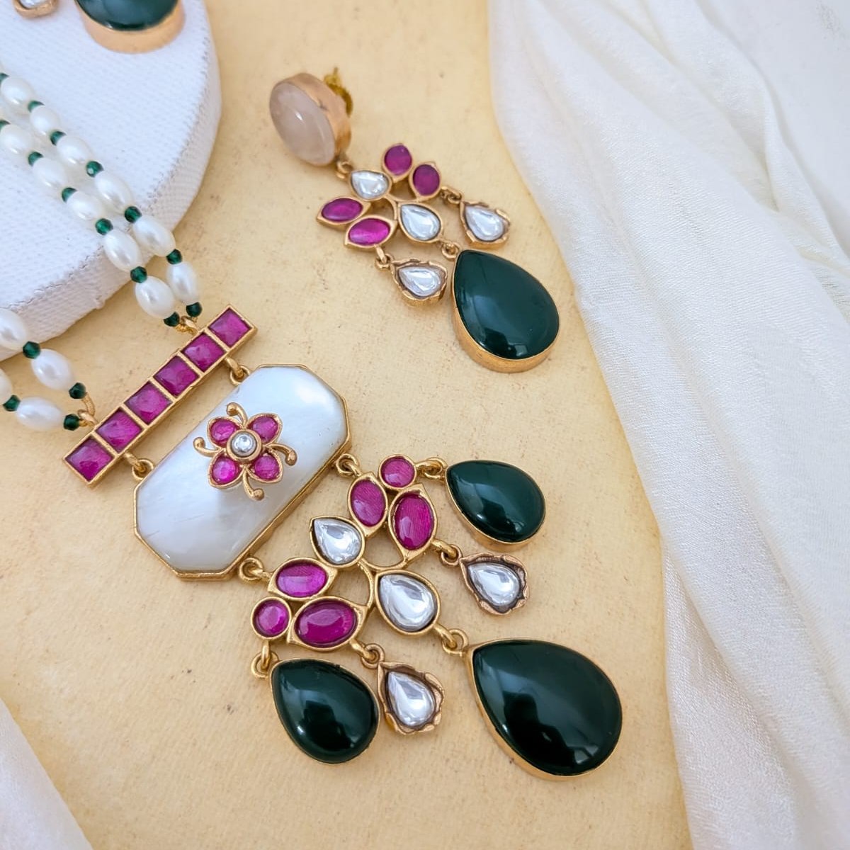 2 Layer pearl with Jadau kundan Fusion pendant necklace