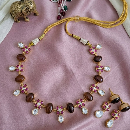 Gomed semiprecious stone studded Jadau kundan Necklace