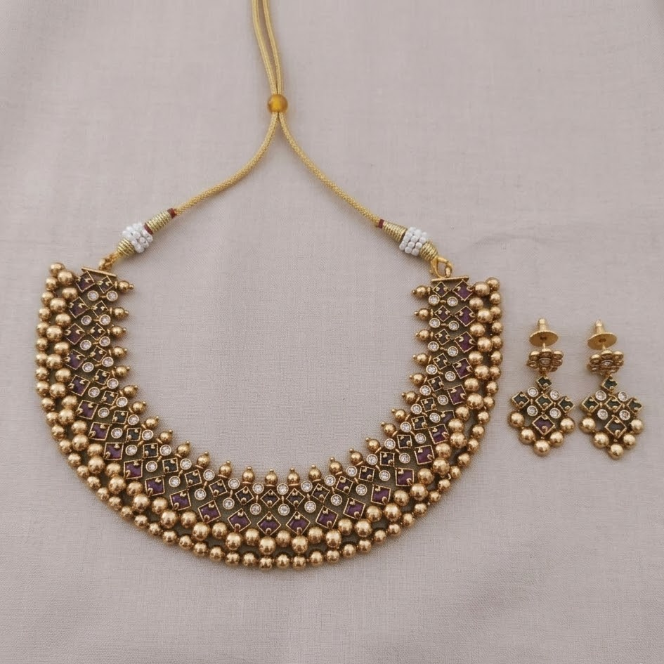 Stunning ghongroo pattern necklace set