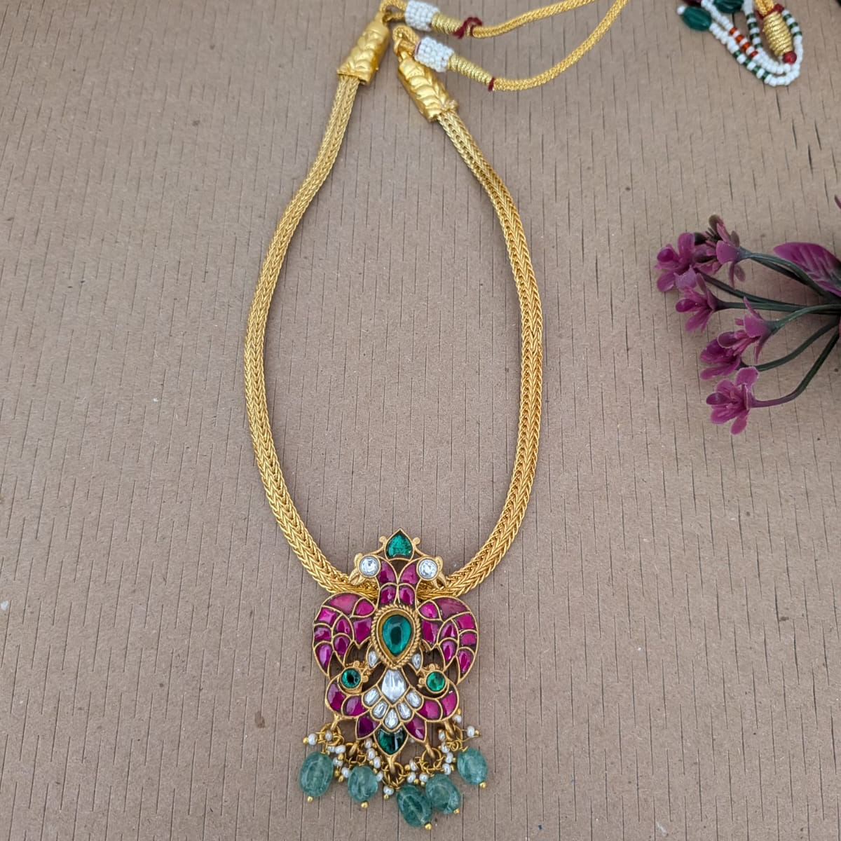 Gandaberunda Jadau kundan pendant choker