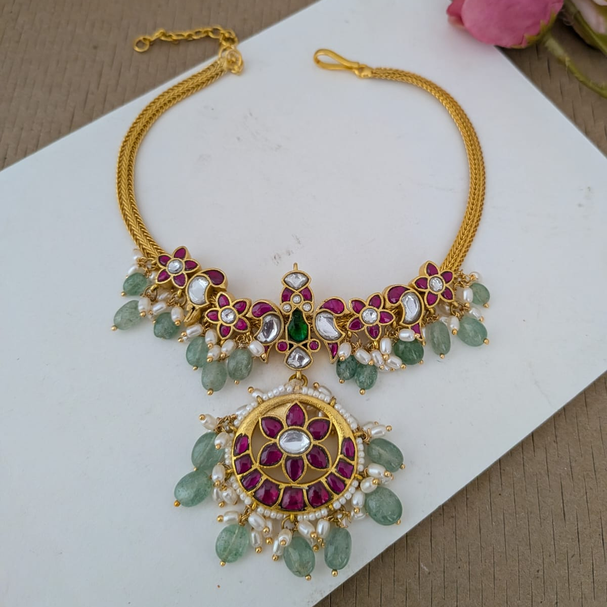 Jaduau necklace
