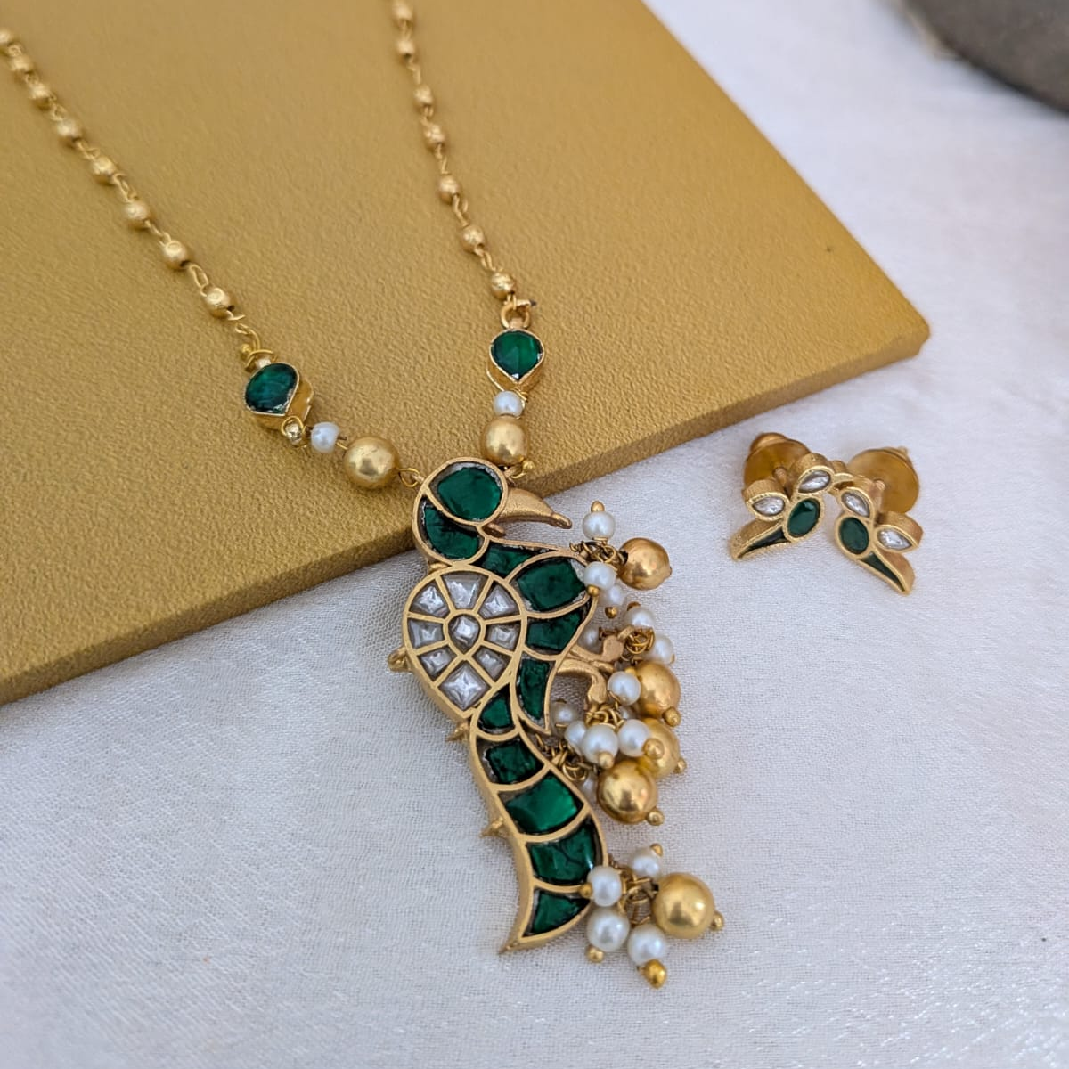 Jadau KUndan green bird chain
