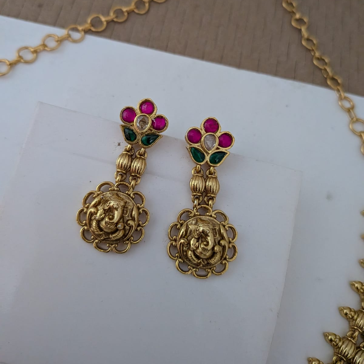 Jadau kundan floral with ganesha motif necklace set