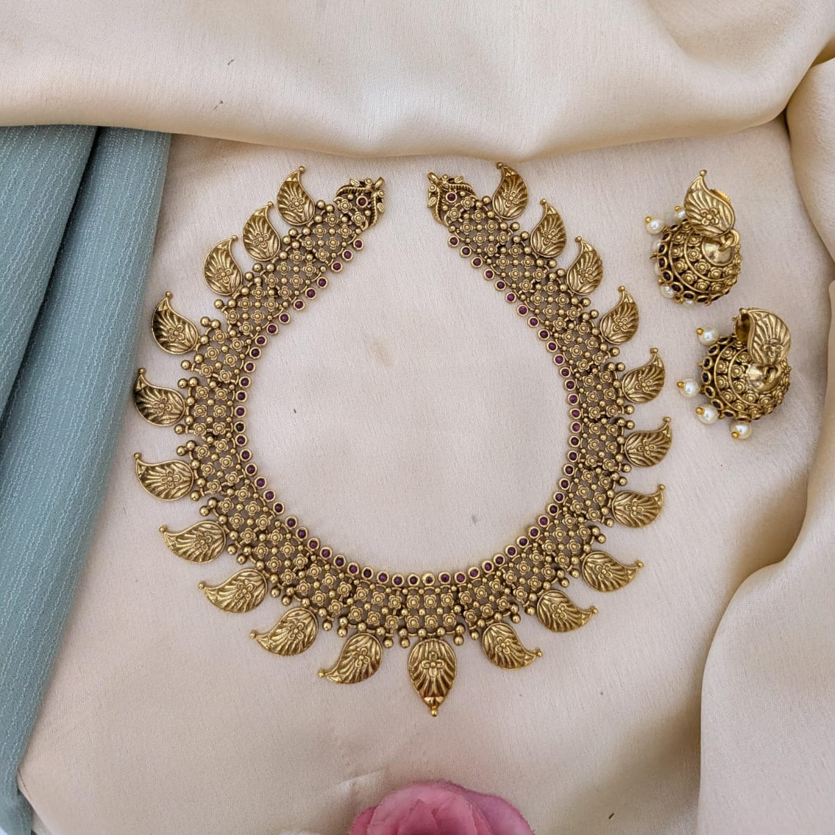 Paisley necklace
