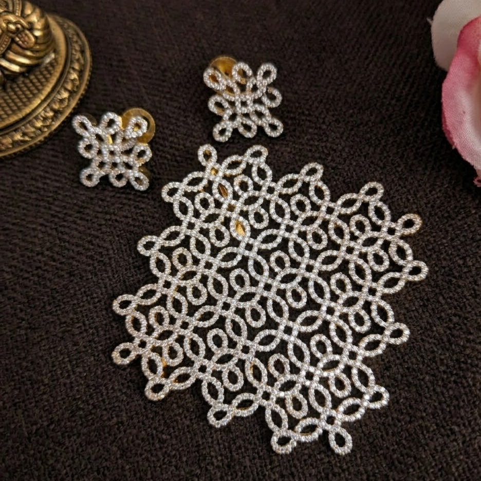 AD Kolam / Rangoli diamond look alike pendant set