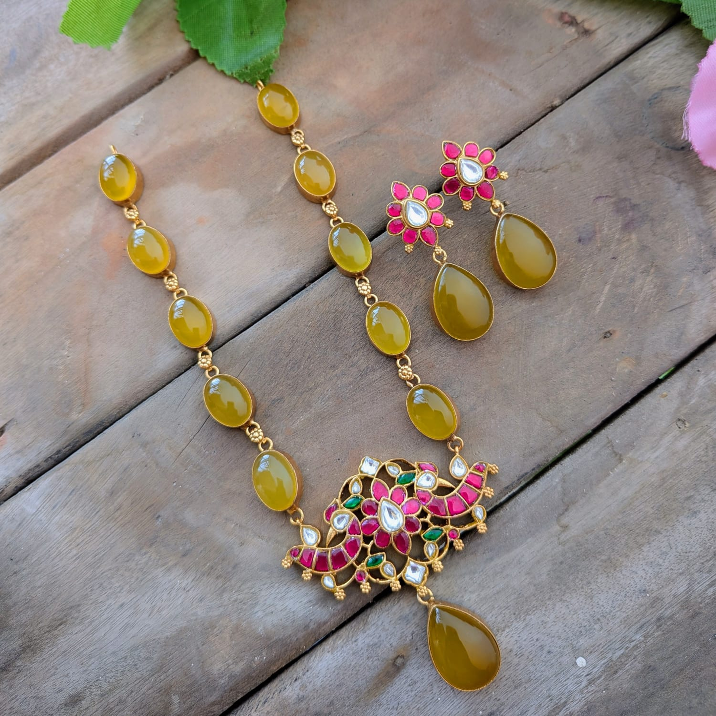 Bold and beautiful Jadau kundan exclusive stone necklace set