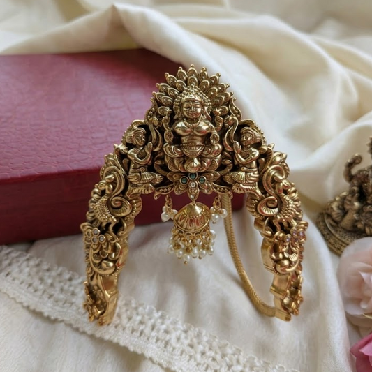 Nakshi work with lakshmi and floral pattern bridal armlet/Bajuband/Vanki