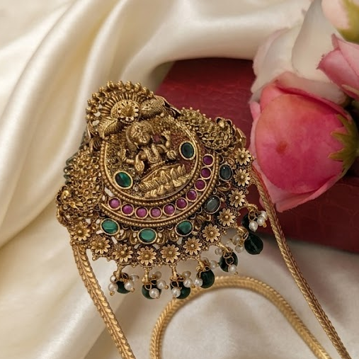 Lakshmi design with kemp stone armlet