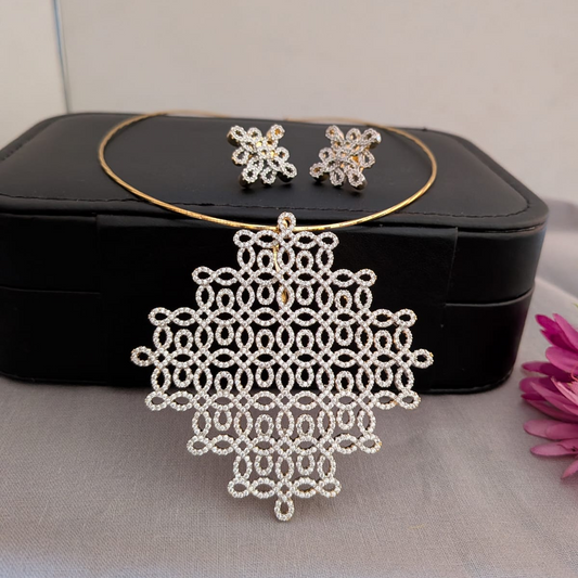 AD Kolam / Rangoli diamond look alike pendant set