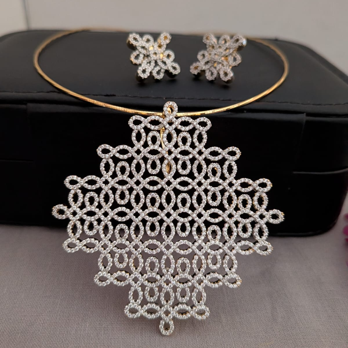 AD Kolam / Rangoli diamond look alike pendant set