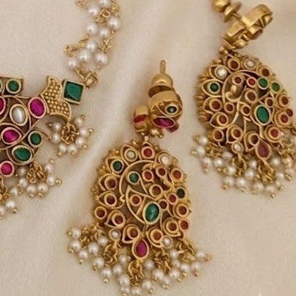 Jadau Kundan bridal choker