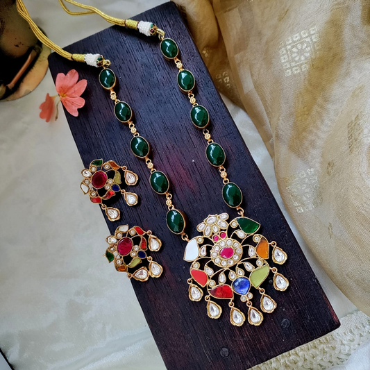 Beautiful Jadau kundan exclusive stone necklace set Emerald