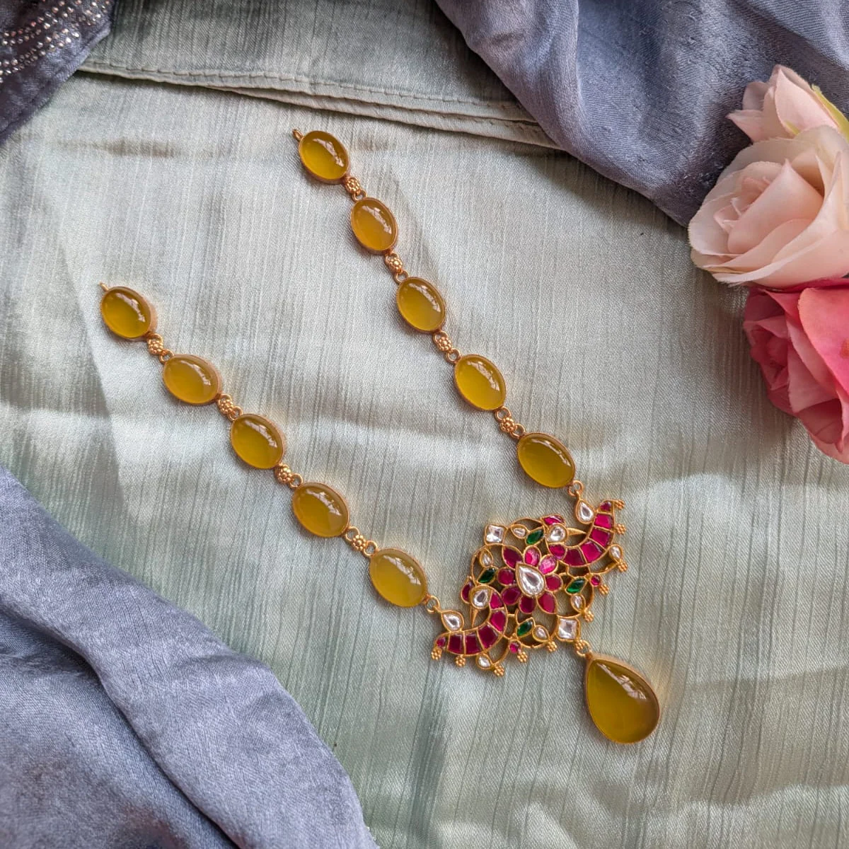 Bold and beautiful Jadau kundan exclusive stone necklace set Yellow Citrine
