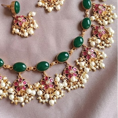 Bold and beautiful Jadau kundan exclusive stone necklace Guttapusulu - Emerald
