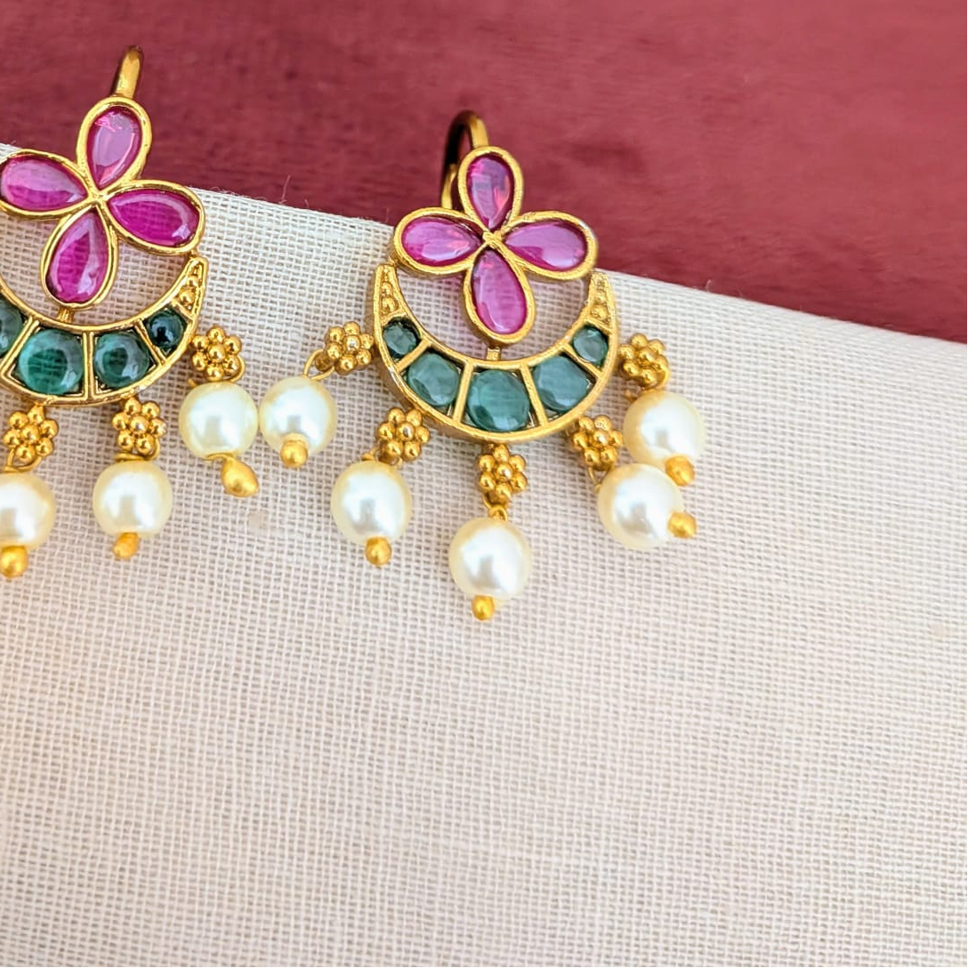 Floral design Earcuff/Bugadi