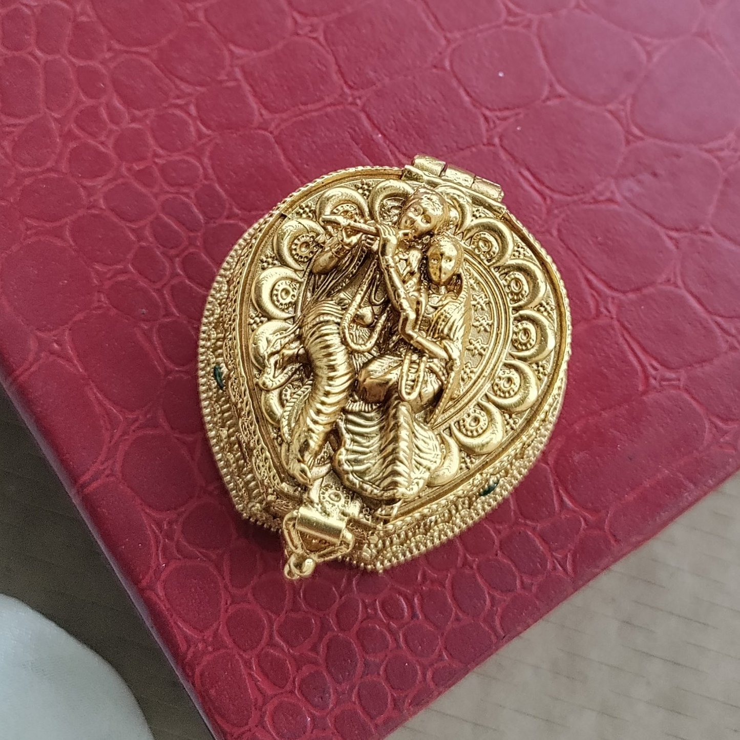 Radhakrishna design sindoor box