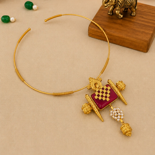 Contemporary hasli pendant set Coral