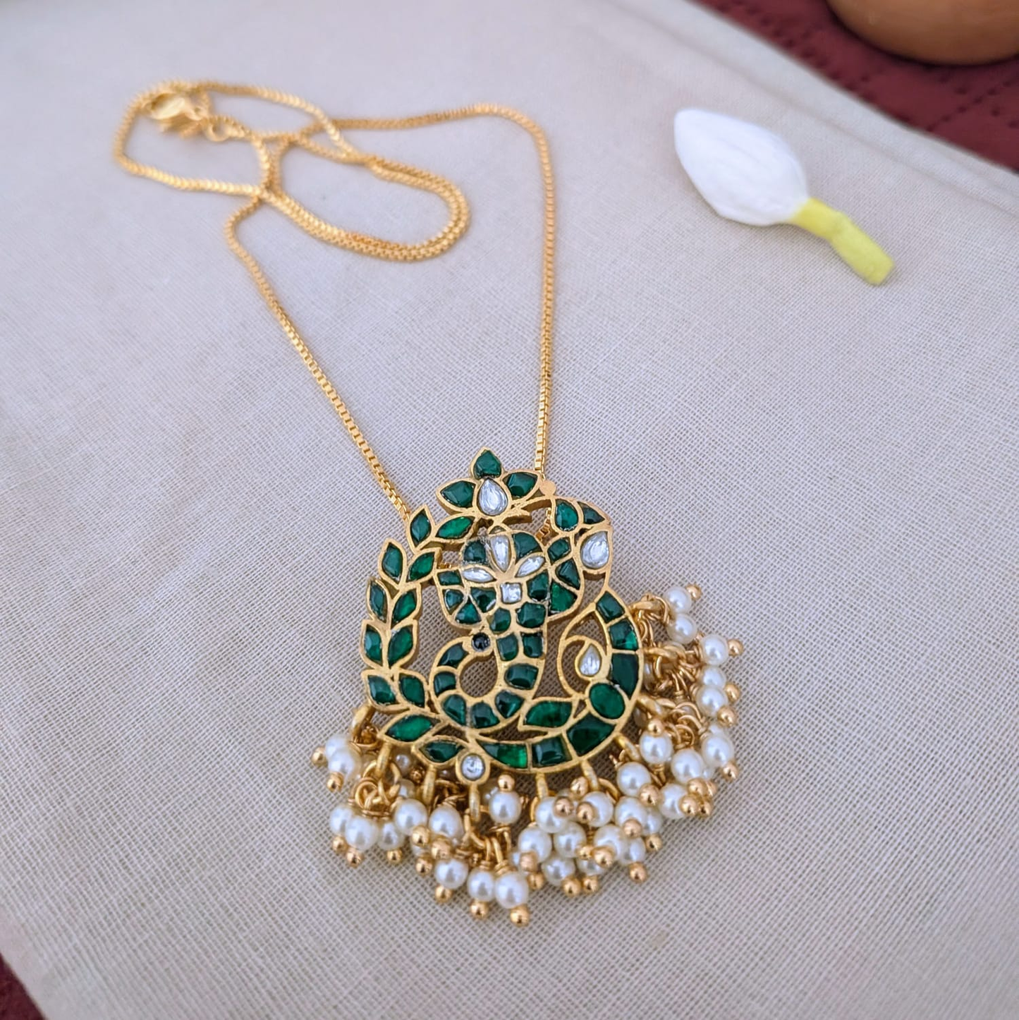 Jadau kundan Ganesha pendant Chain