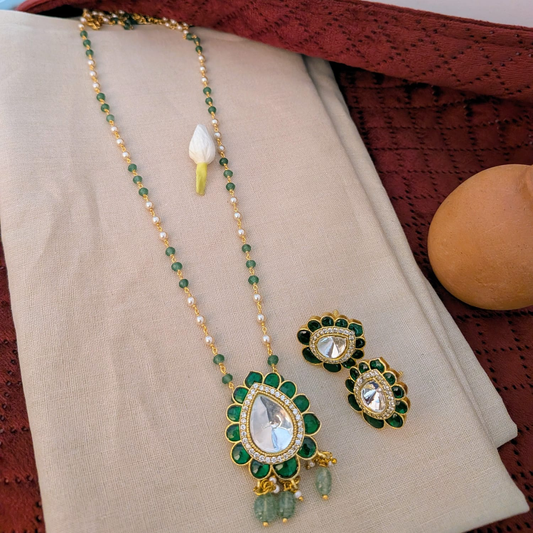 Jadau Kundan green pendant chain