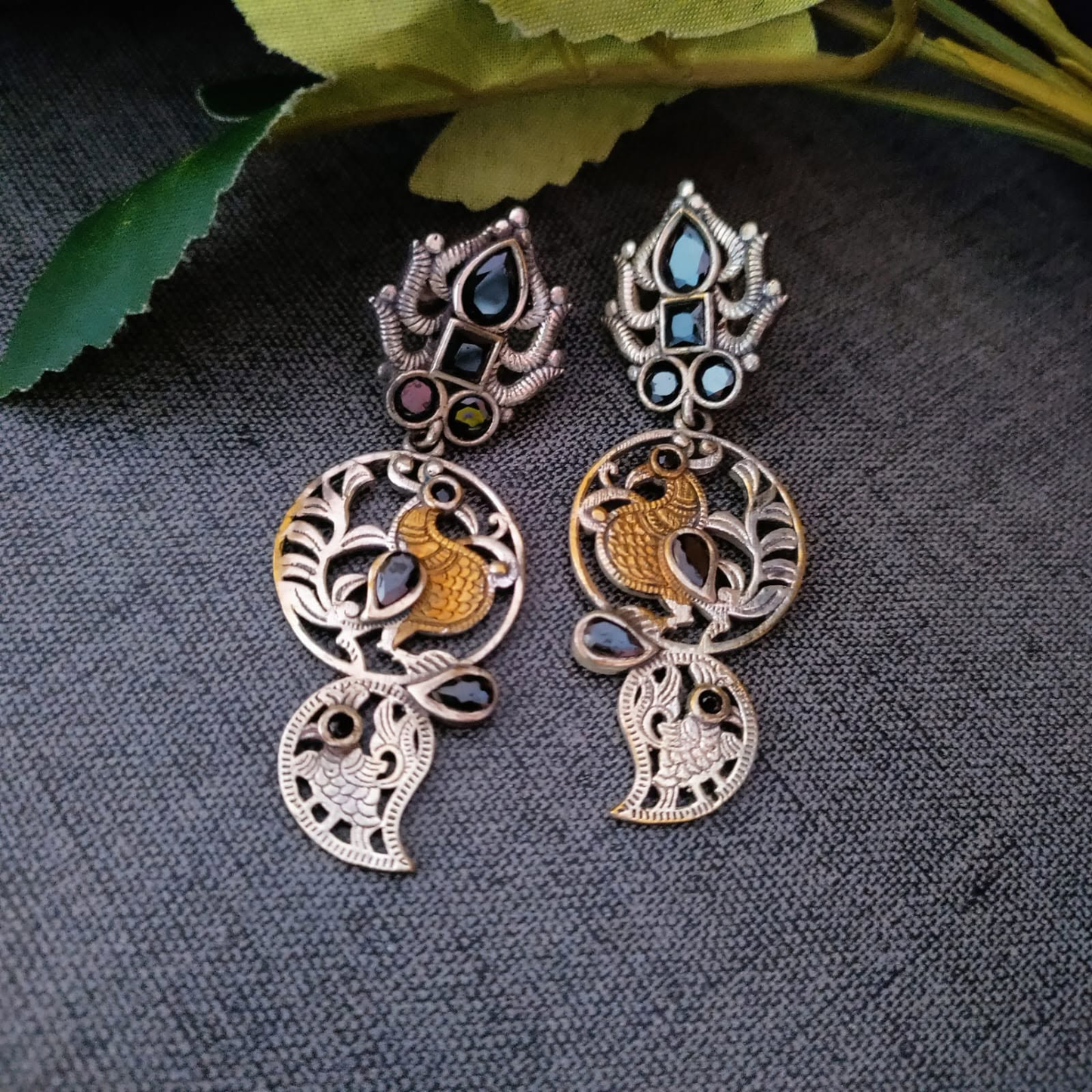 nadure peacock stone dual tone earring