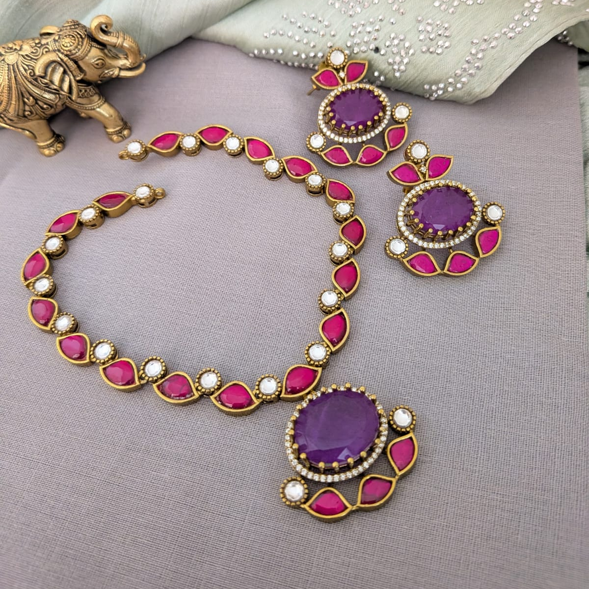 Jadau kundan with purple semiprecious stone fusion neckalce