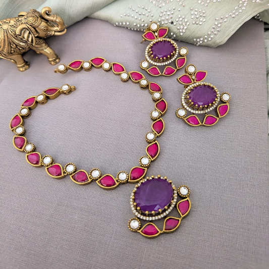 Jadau kundan with purple semiprecious stone fusion neckalce