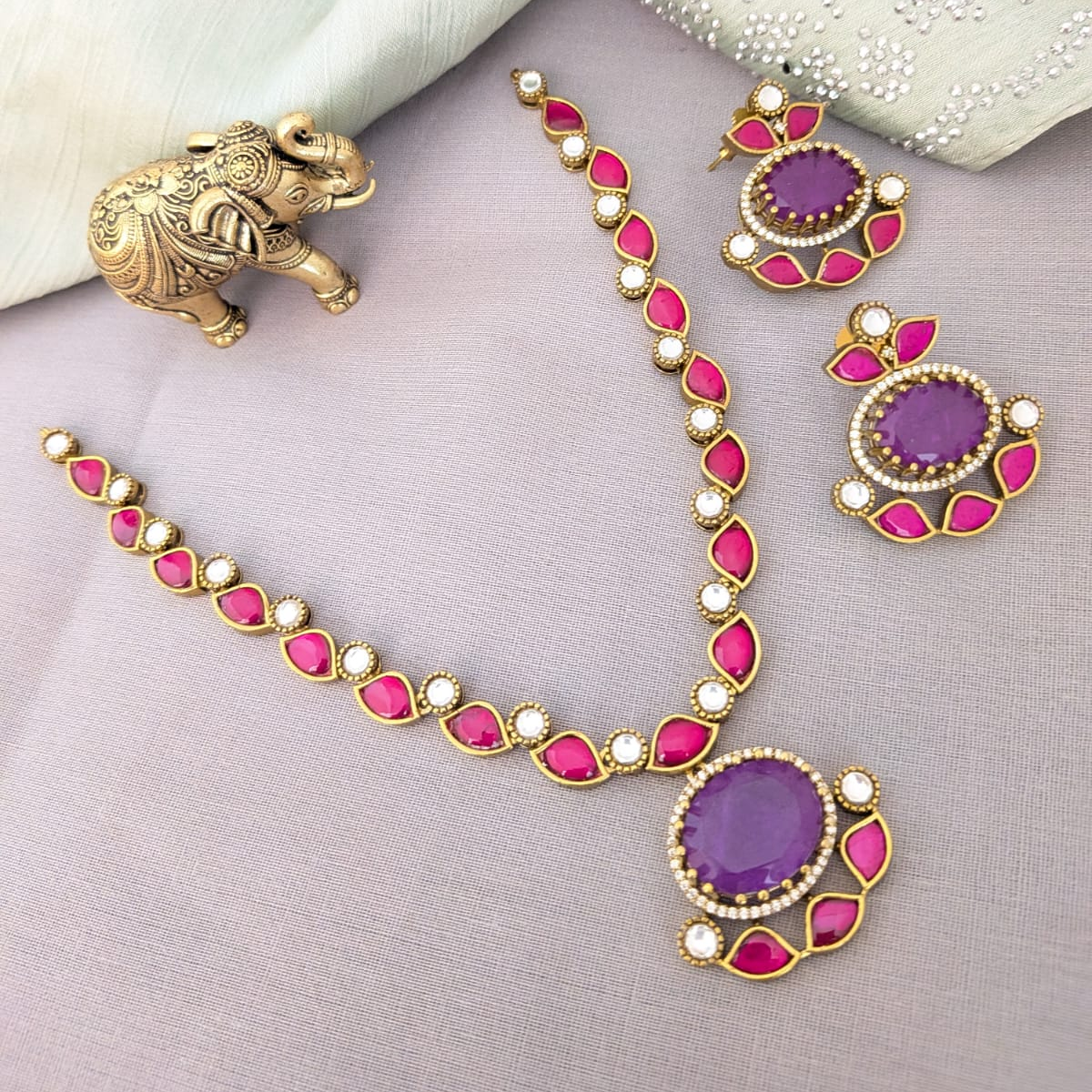 Jadau kundan with purple semiprecious stone fusion neckalce