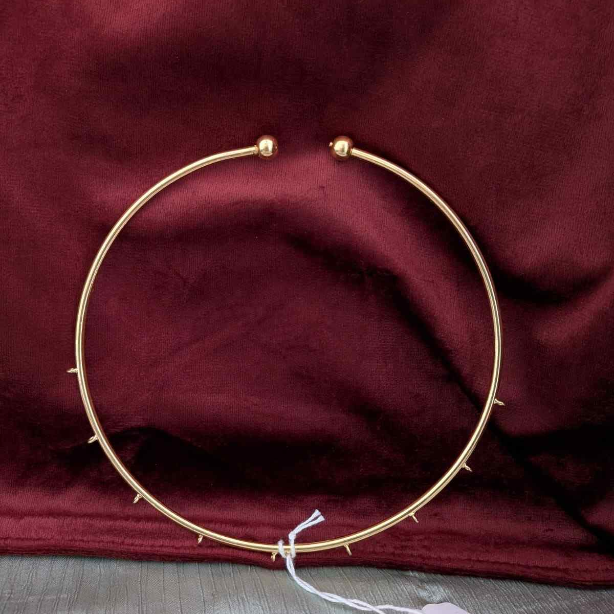 Minimal Loop  Hasli Necklace