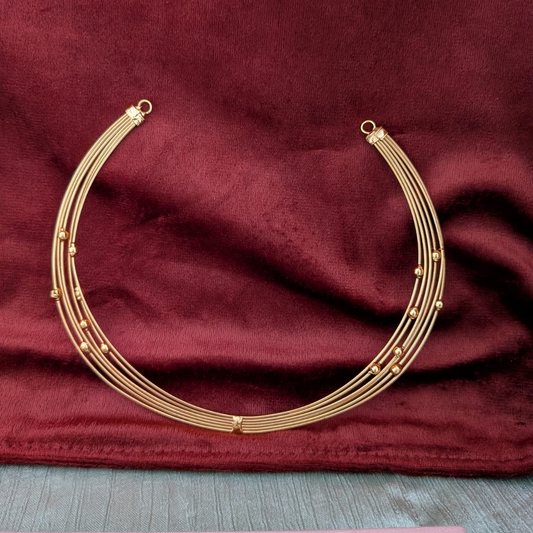 6Line Hasli Necklace