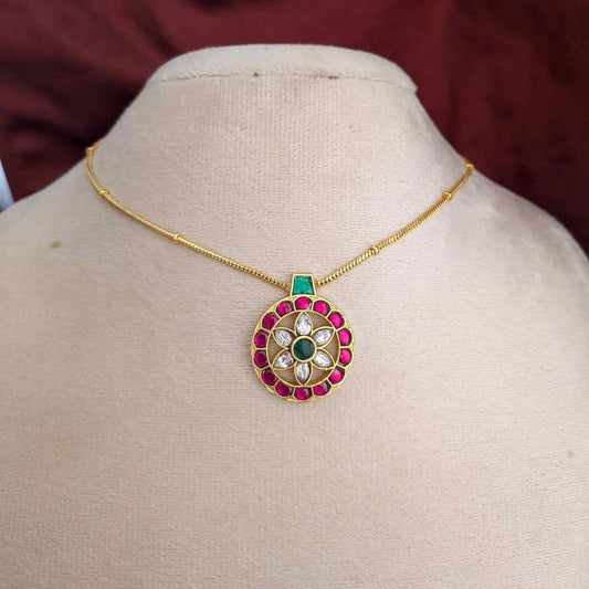 Round jadau kundan pendant simple necklace set