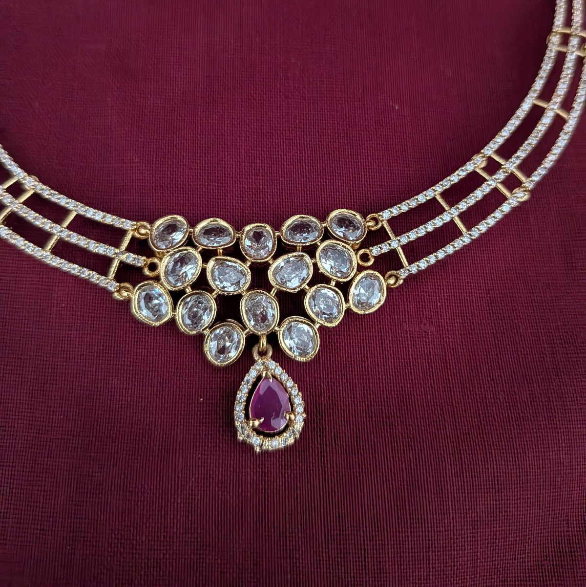 Hasli Necklace gold stone