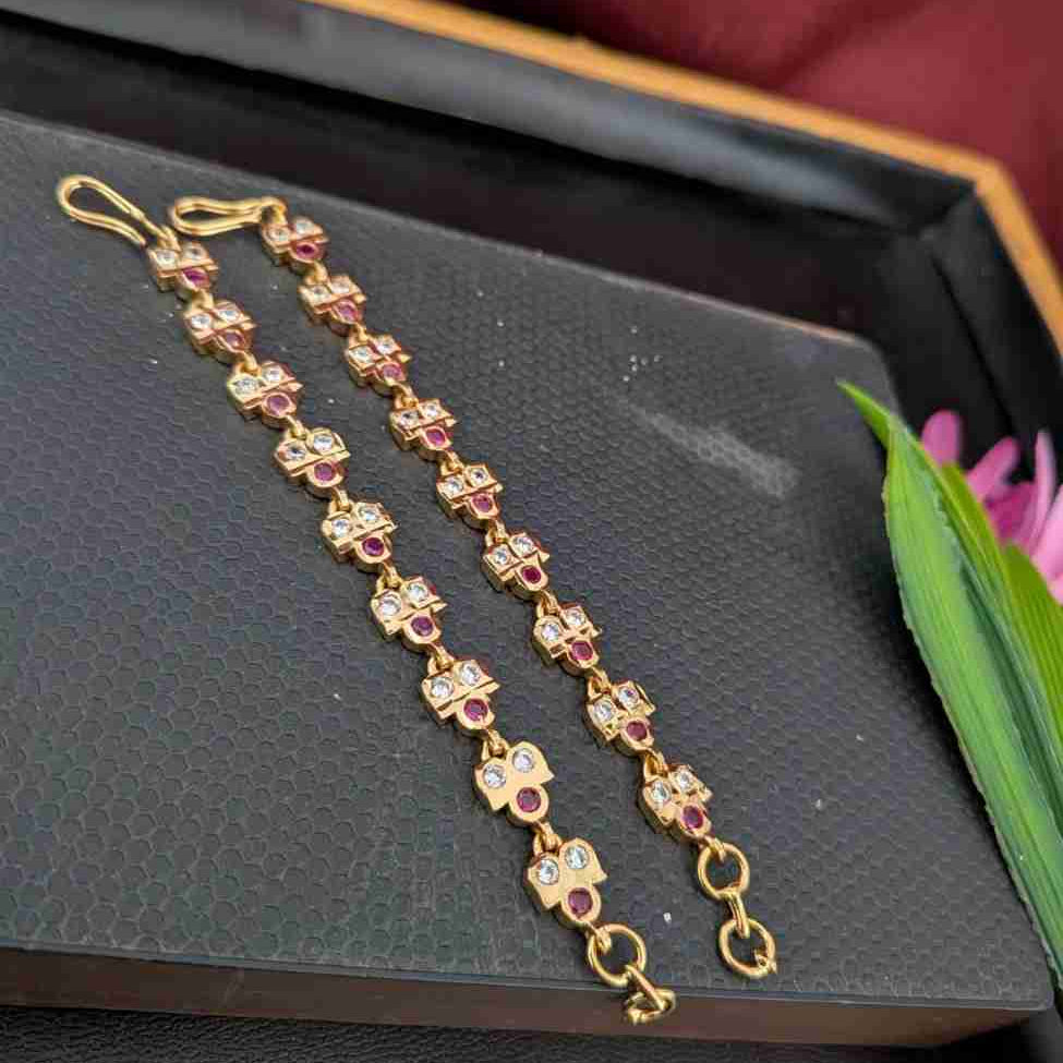 Impon mattel/earchain