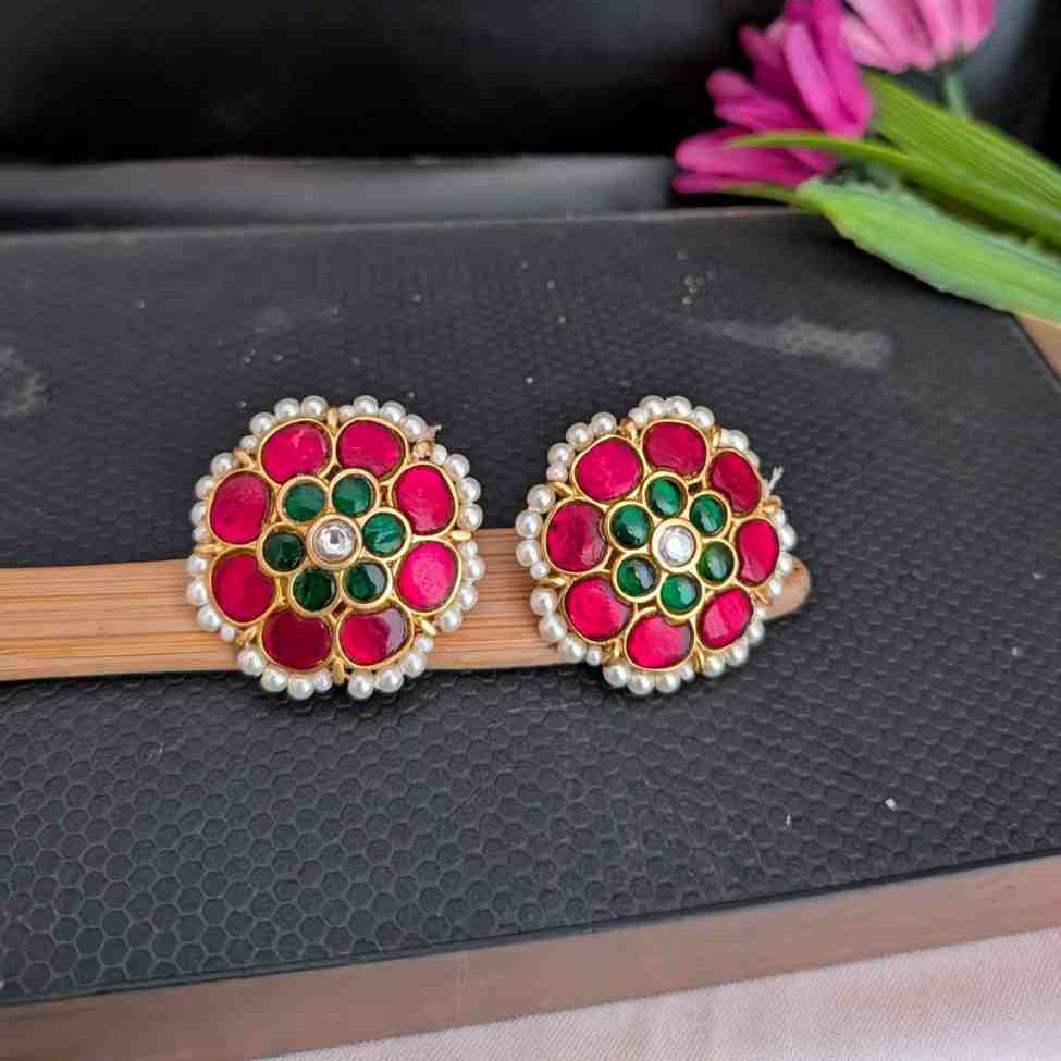 Jadau Kundan Stud